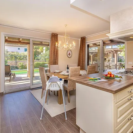 Ferienhaus House Seascape I With Private Pool And Spacious Garden *