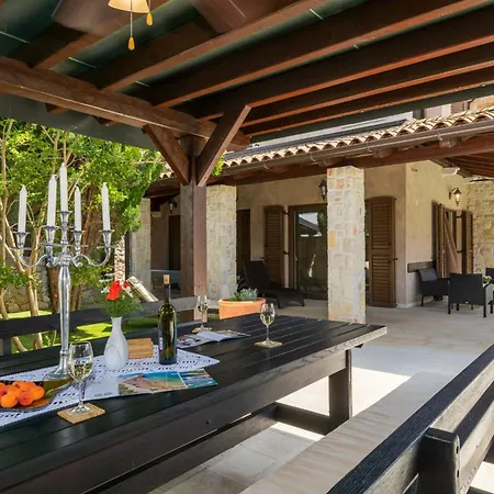 House Seascape I With Private Pool And Spacious Garden